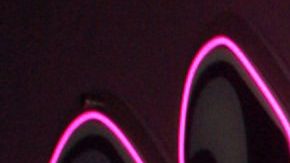 Nicola Porcella encantó con su look en el estreno del reality show de Wendy Guevara