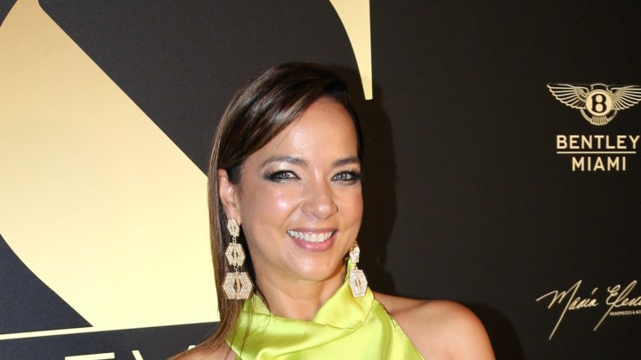 Adamari López, presentadora boricua de televisión.