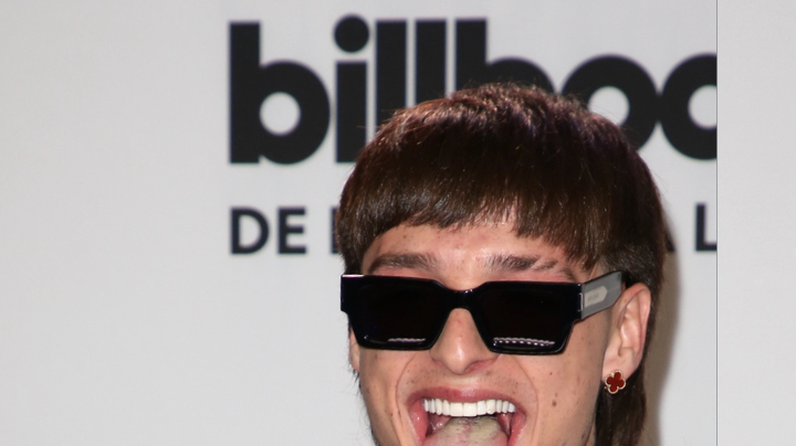 Peso Pluma fue el rey de la noche con ocho premios y le siguió Bad Bunny con siete