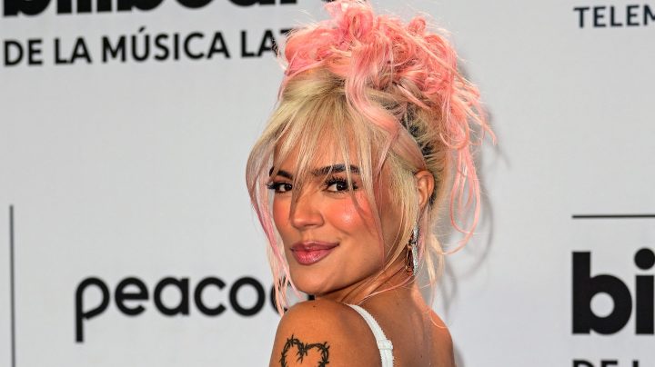 Karol G se acercó a saludar a Feid en los Premios Billboard latinos 2023