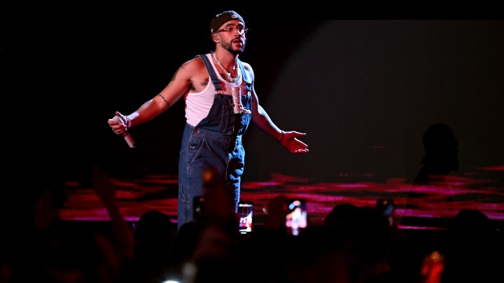 Bad Bunny estrenó su nuevo álbum y lanzó una indirecta a Karol G