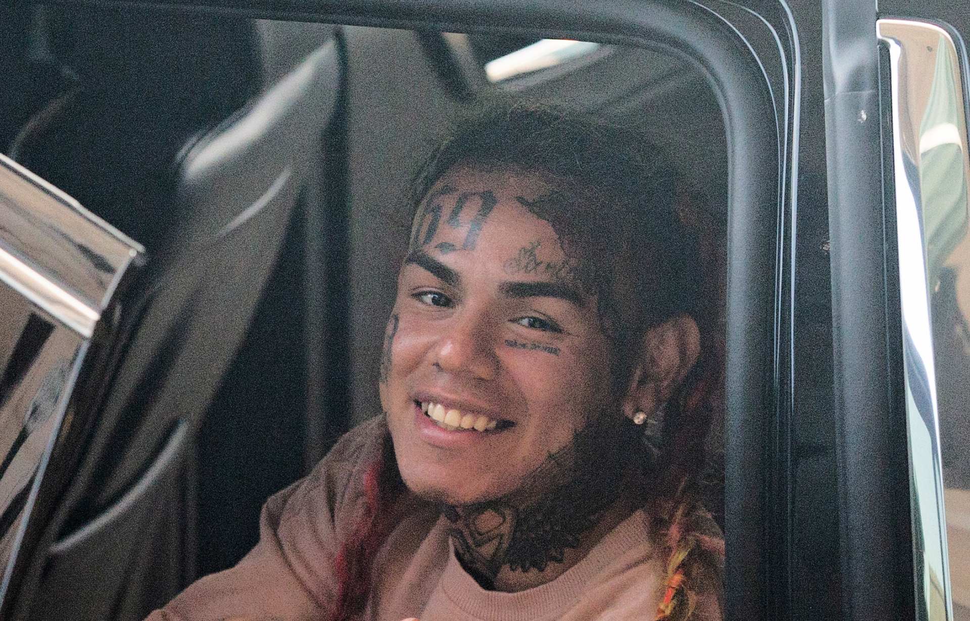 ¿qué Pasó Con Tekashi 6ix9ine Luego De La Supuesta Agresión Que Cometió