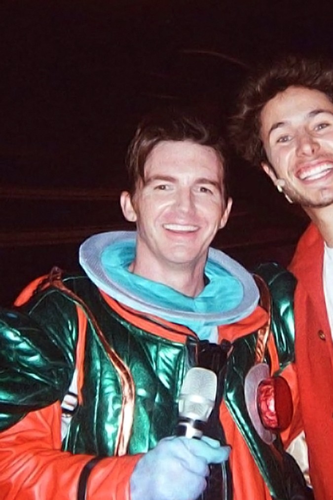 Drake Bell cantó el tema principal de 'Drake & Josh'