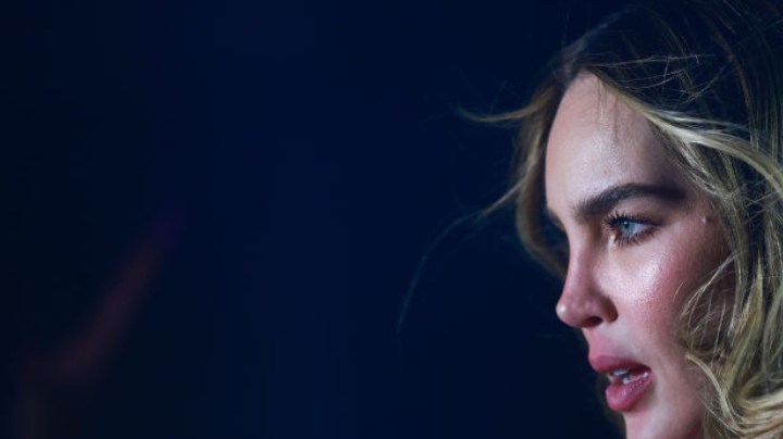 La cantante Belinda actúa durante el evento Pride de Calvin Klein en el Restaurante Lago Algo el 22 de junio de 2023 en Ciudad de México, México.