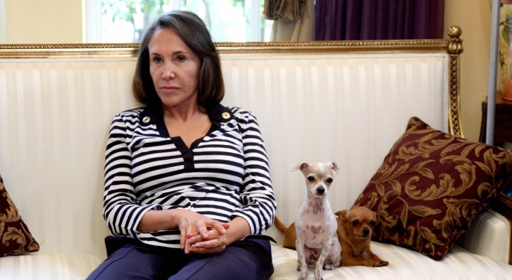 Florinda Meza acompaña a su esposo Roberto Gómez Bolaños "Chespirito" en una de sus últimas entrevistas, concedida en su casa de la colonia Del Valle/México, agosto 2011.