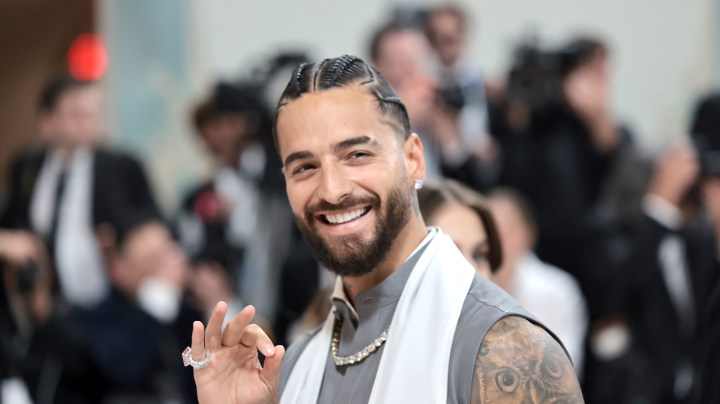 Maluma le hizo un costoso regalo a su novia por su cumpleaños