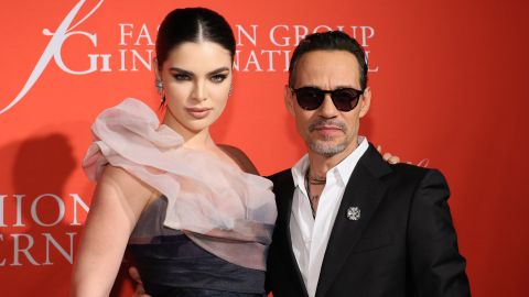 Nadia Ferreira y Marc Anthony protagonizaron un romántico momento