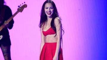 Olivia Rodrigo actúa en el escenario de los MTV Video Music Awards 2023 en el Prudential Center el 12 de septiembre de 2023 en Newark, Nueva Jersey.