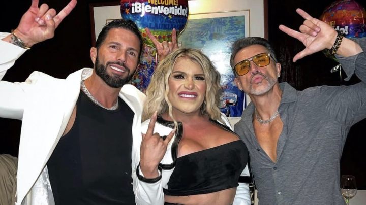 Sergio Mayer, Poncho De Nigris y Wendy Guevara acuden a un centro nocturno de la capital mexicana para bailar y convivir con sus seguidores/México, 8 de septiembre 2023.