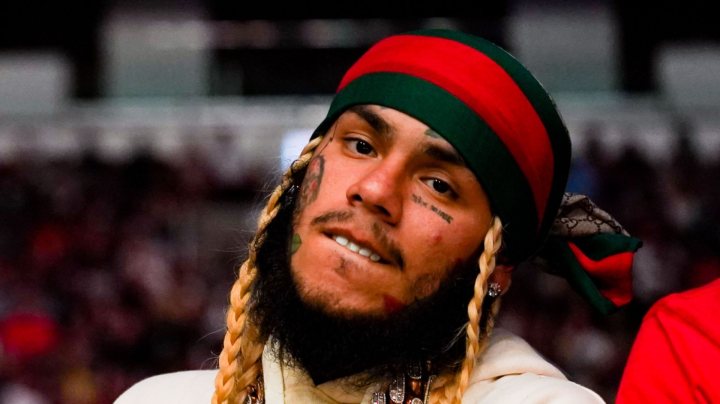 Tekashi 6ix9ine, rapero estadounidense.