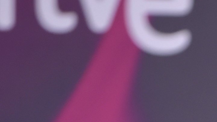 Christian Nodal y Cazzu estuvieron en Sevilla para la entrega de los Latin Grammy.