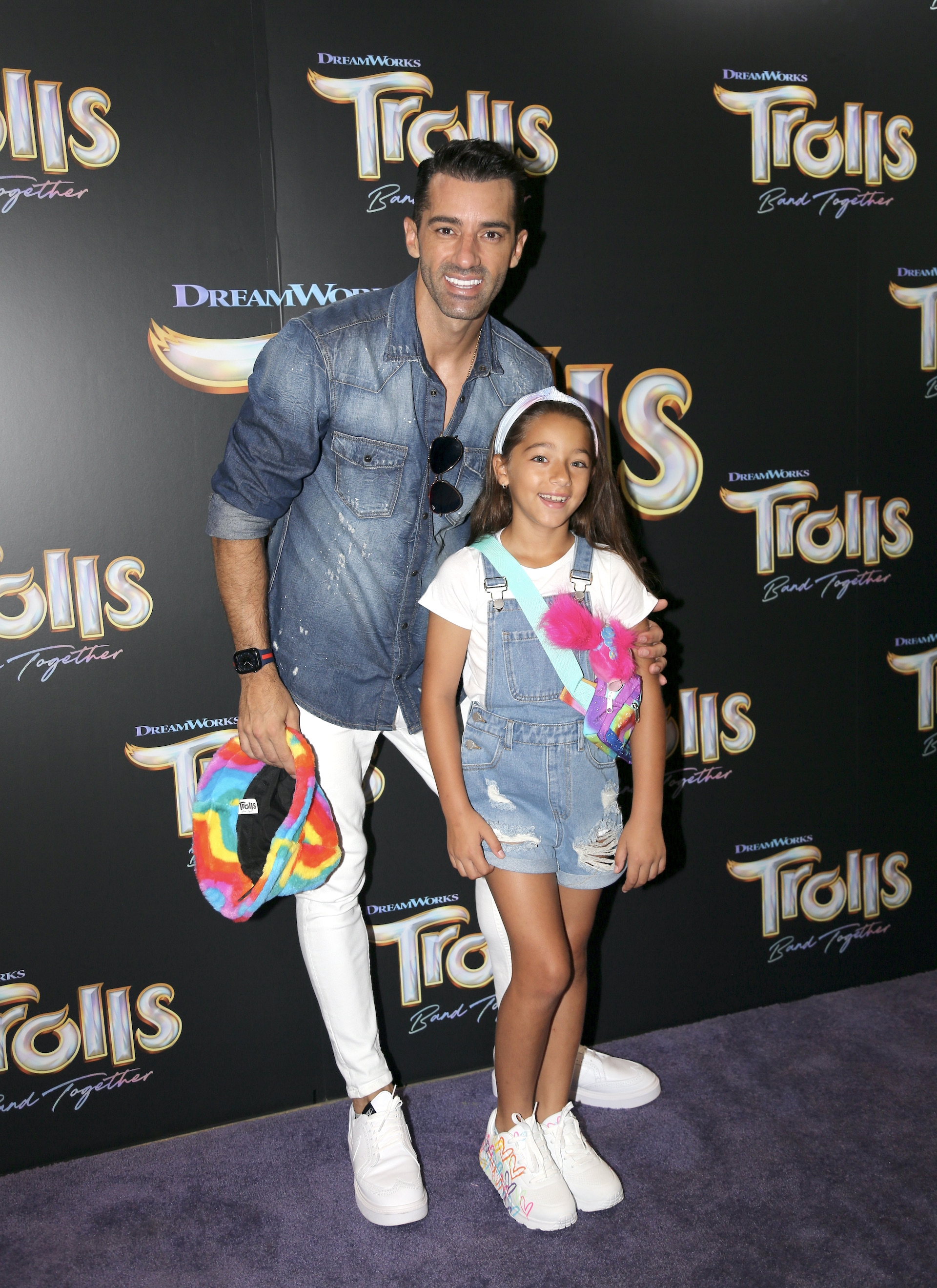 Toni Costa y su hija Alaia en el estreno previo de "Trolls Band Together", que llega a la cartelera nacional este 17 de noviembre/Miami, 12 de noviembre 2023.