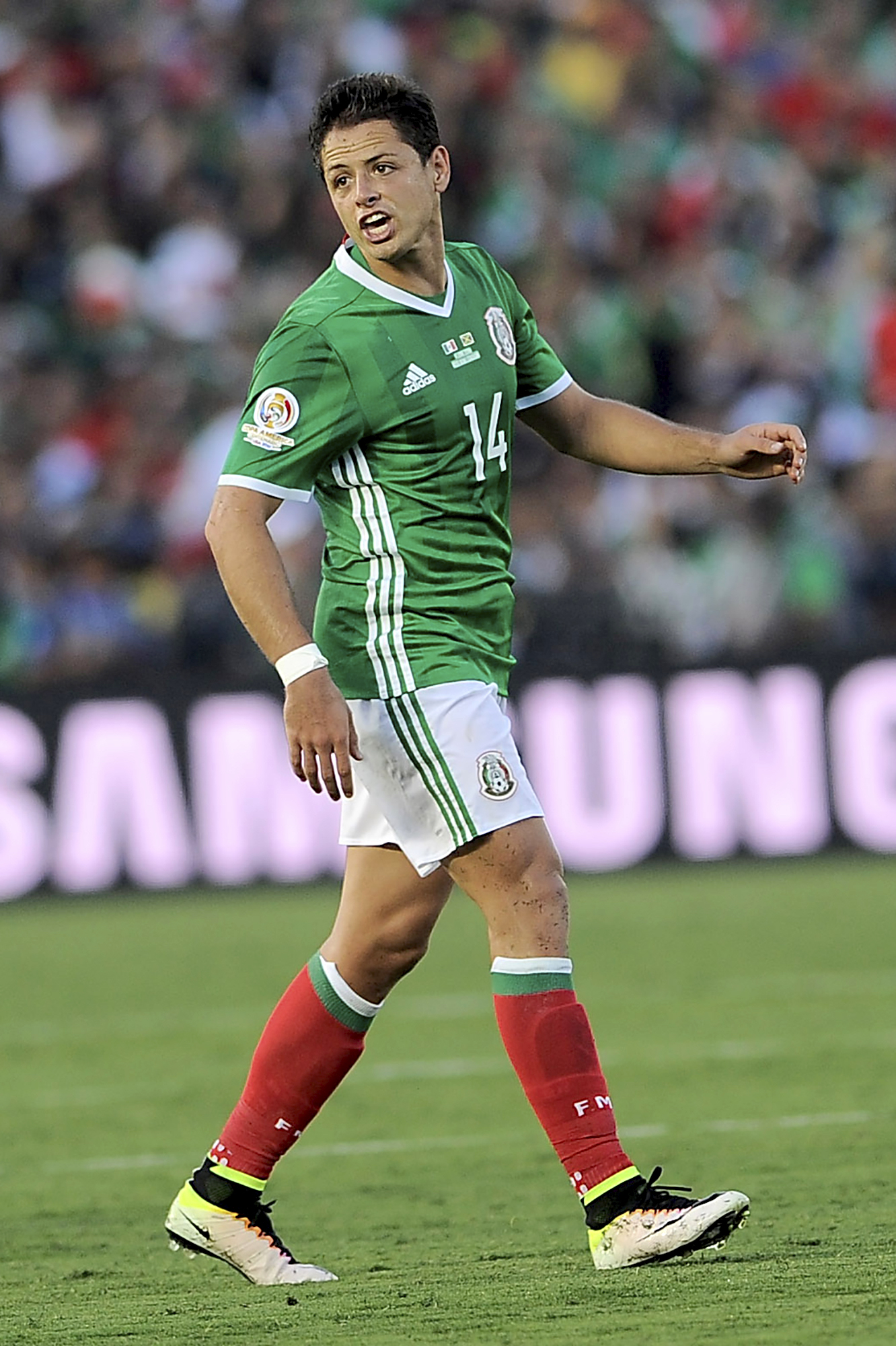 México se impuso con un gol de "Chicharito" Hernández por 2-0 a la selección de Jamaica en la segunda fase de la Copa América Centenario en el Rose Bowl/Pasadena, CA, 9 de junio 2016.