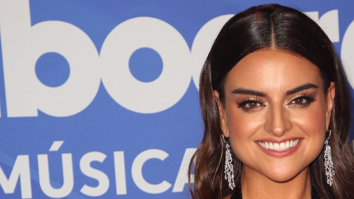 Alix Aspe es una de las presentadoras de la noche de Premios Billboard de la Música Latina (Telemundo)/Miami, 29 de septiembre 2022.