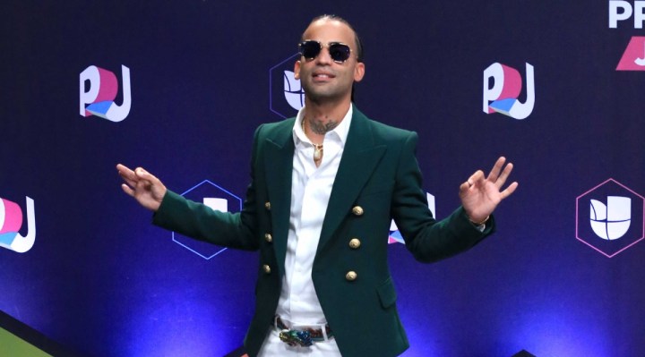 Arcángel sigue el pleito con Anuel AA y estrenó la tercera tiradera ‘3 a 0’