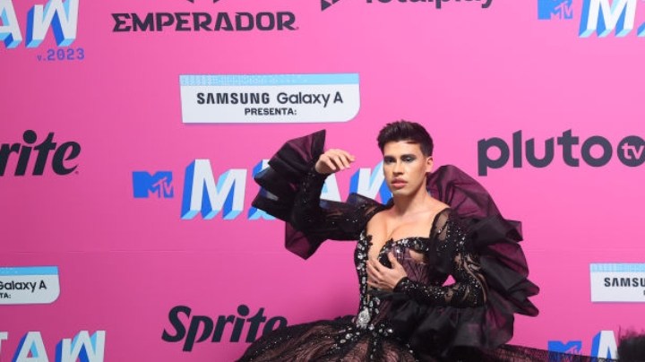 La Divaza posa durante la alfombra roja del 'MTV MIAW 2023' en Pepsi Center WTC el 4 de agosto de 2023 en Ciudad de México, México.