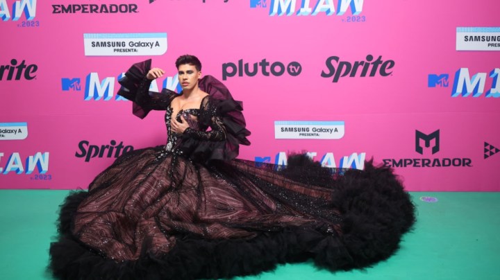 La Divaza posa durante la alfombra roja del 'MTV MIAW 2023' en Pepsi Center WTC el 4 de agosto de 2023 en Ciudad de México, México.