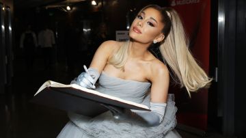 Ariana Grande anuncia su regreso al estudio para grabar su nuevo disco