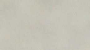 Clara Chía y Pqiué demuestran lo enamorados que están en público.