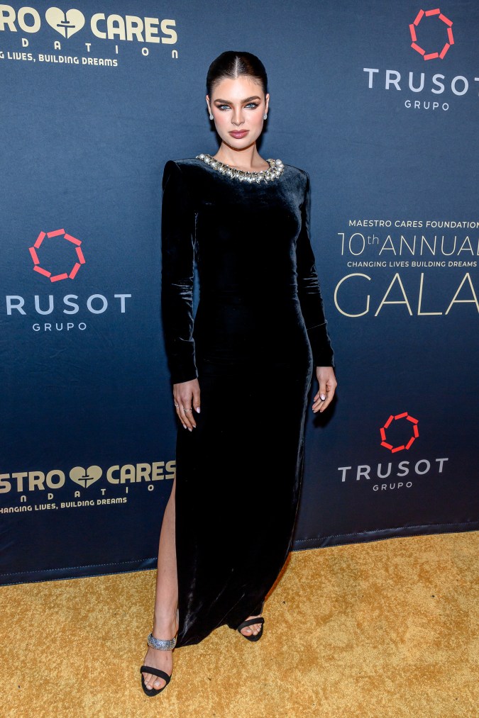 Nadia Ferreira deslumbró en la gala de la fundación de Marc Anthony.
