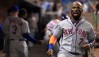 José Reyes #7 de los Mets de Nueva York mira durante un juego contra los Marlins de Miami en Marlins Park el 27 de junio de 2017 en Miami, Florida.