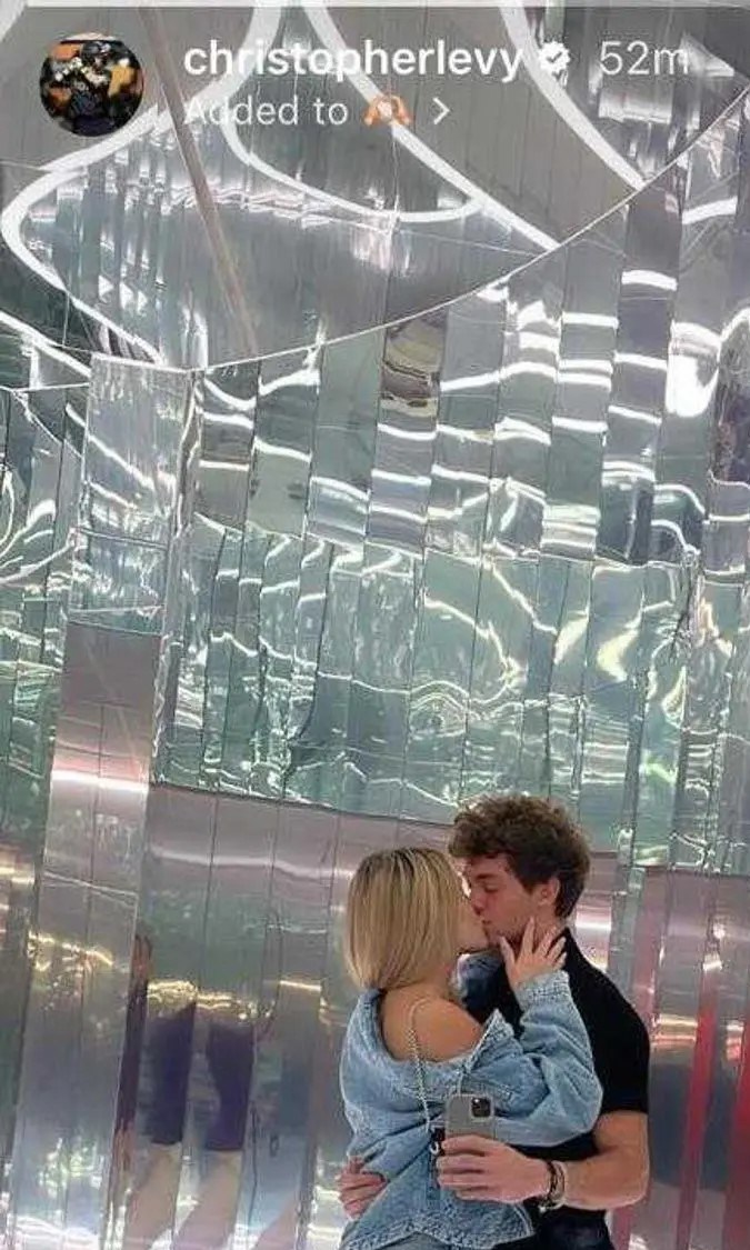 Christipher Levy y su novia Ivy Puentes.