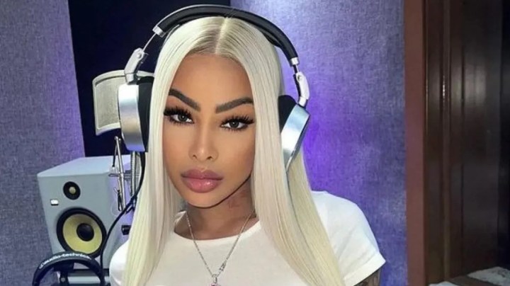 Yailin apareció en sus redes sociales con un cambio radical en su look.