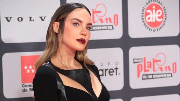 Belinda está de vacaciones y disfruta del mar antes del estreno de su álbum