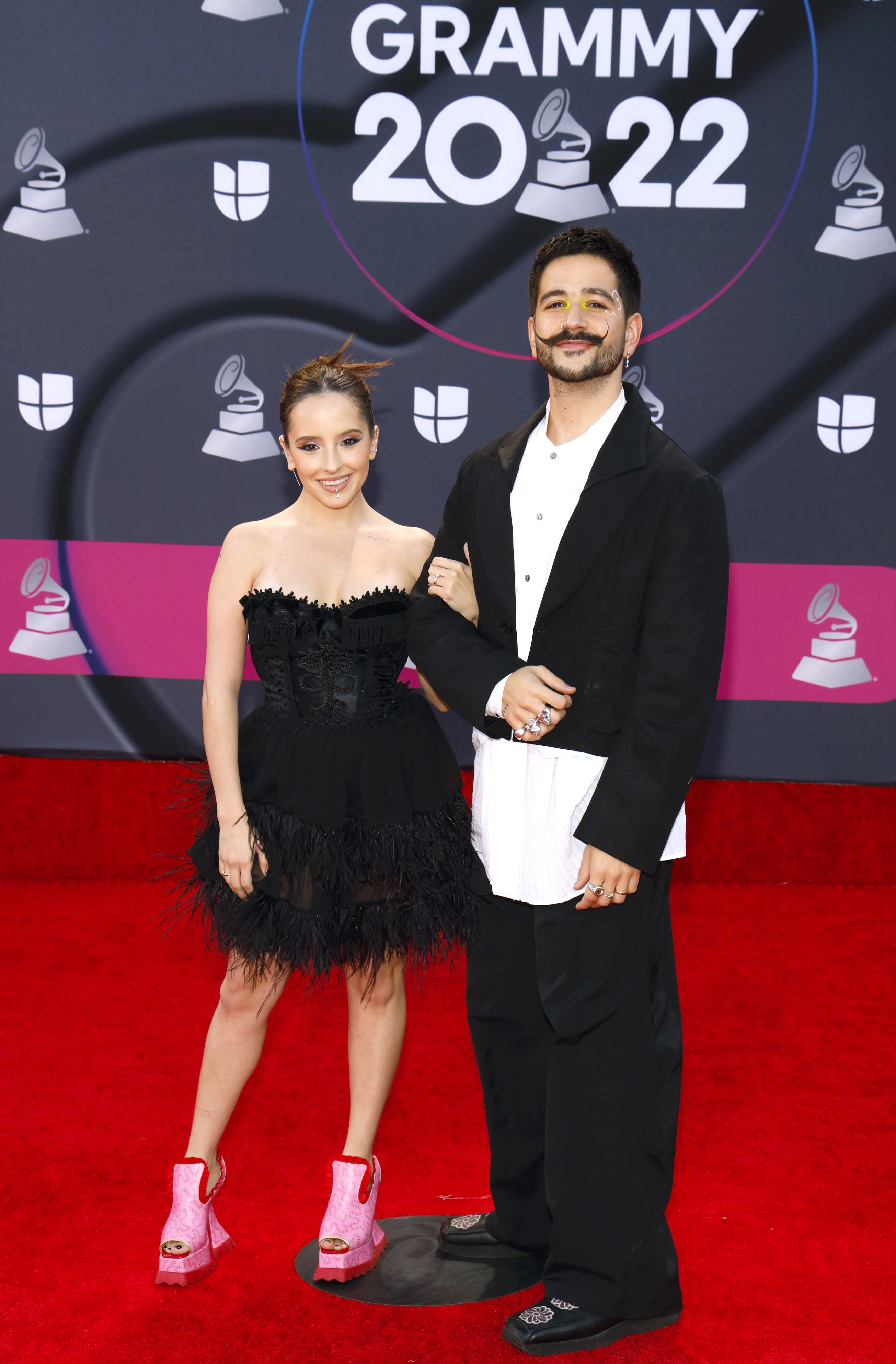 Evaluna Montaner y Camilo en la alfombra roja de la 23 entrega de Premios Latin Grammy 2022, que reconoce lo mejor del talento hispano en el mundo de la música y la composición/Las Vegas, 17 de noviembre 2022.