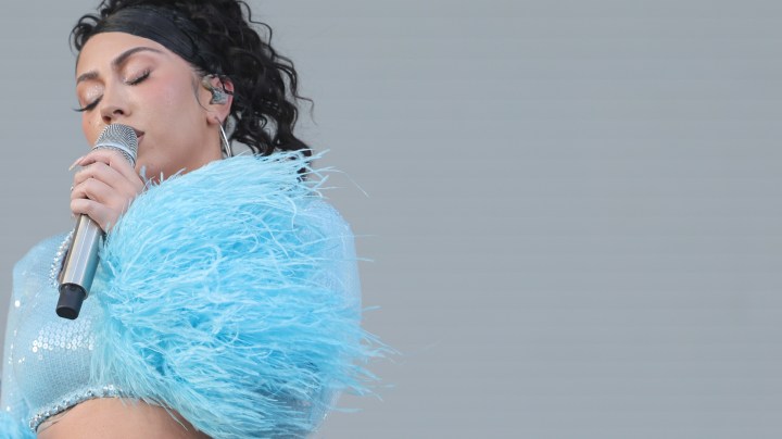 Kali Uchis nos seduce con ‘Orquídeas’: Análisis y ranking de las canciones