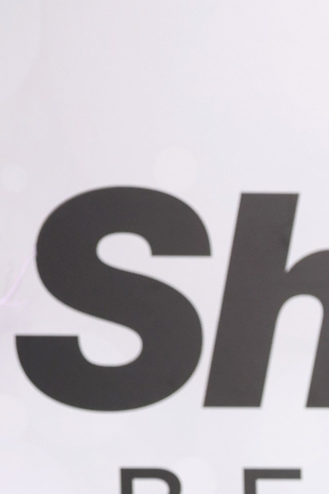 Clarissa Molina en el evento navideño Shark Beauty &amp.