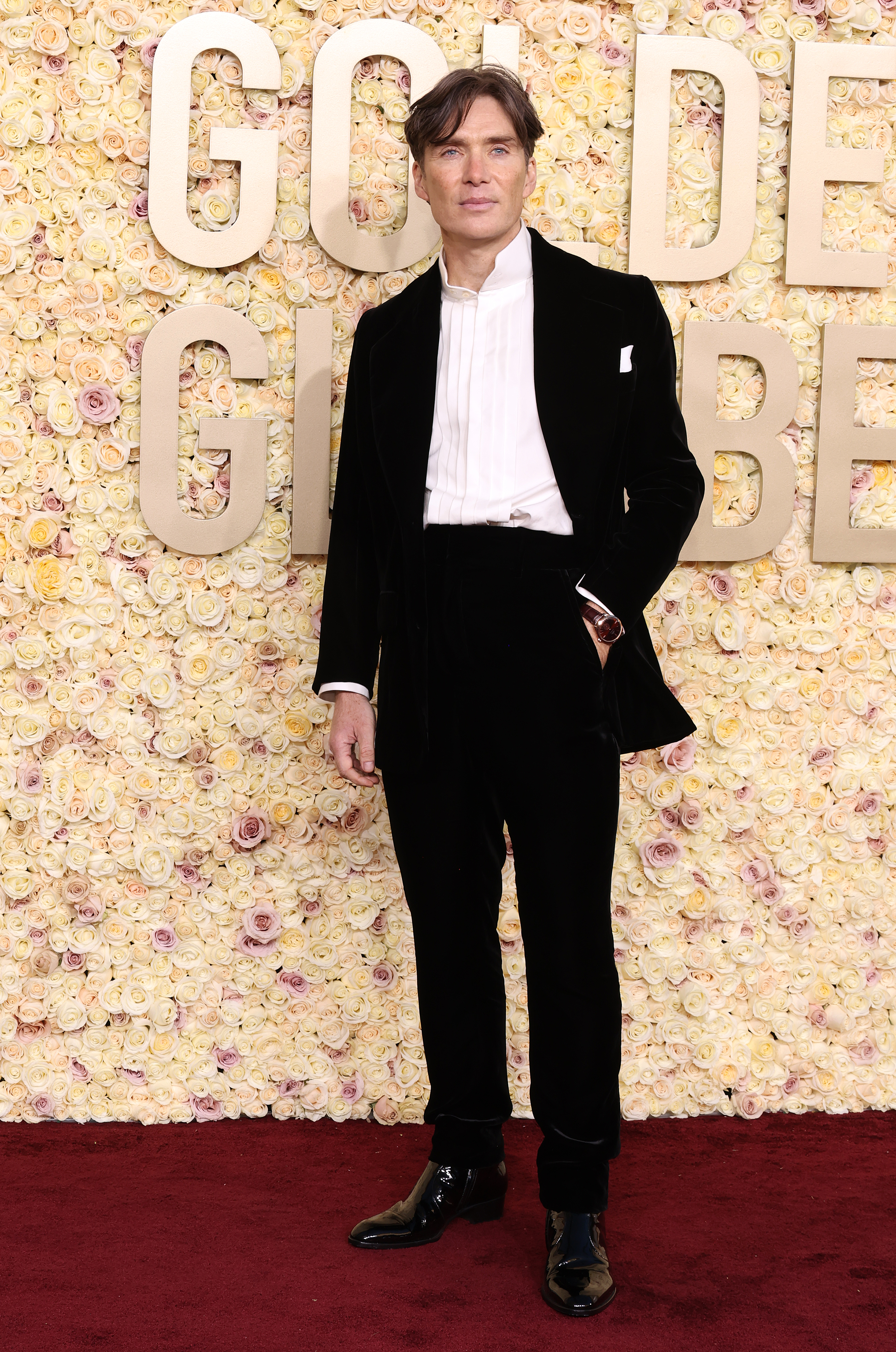 Cillian Murphy en la alfombra roja de los Golden Globes 2024