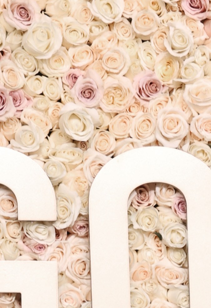 Karen Guillan en los Golden Globes 2024