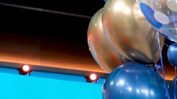 El colombiano Daniel Arenas conducirá 'En Hoy Día Bailamos' con la mexicana Penélope Menchaca