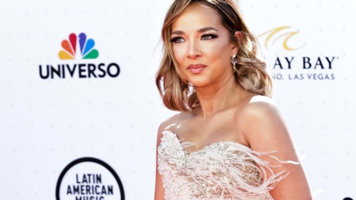 Adamari López en los Premios de la Música Latinoamericana 2022 en el Michelob ULTRA Arena el 21 de abril de 2022 en Las Vegas, Nevada.