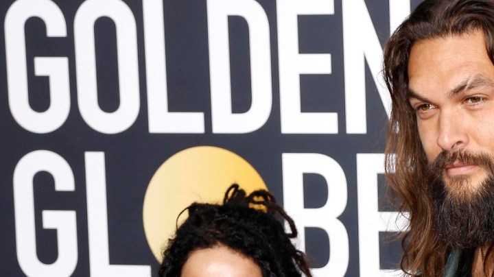 Lisa Bonet y Jason Momoa en la alfombra roja de los Golden Globe Awards 2020 a lo mejor del cine, la televisión y y el digital media/Los Angeles, 5 de junio 2020.