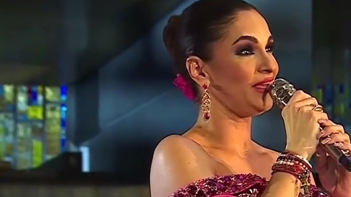 Mariana Seoane canta las mañanitas a la Virgen de Guadalupe en la Basílica para conmemorar el 492 aniversario de su aparición al indio Juan Diego/México, 11 de diciembre, 2023.