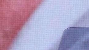 Alec Baldwin habla en el escenario durante la Gala Ripple of Hope 2023 de Robert F. Kennedy Human Rights el 6 de diciembre de 2023 en la ciudad de Nueva York.