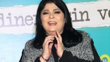 Victoria Ruffo en la alfombra roja de la premier de la película "El Roomie", que llega el próximo 18 de enero a la cartelera nacional/México, 16 de enero 2024.