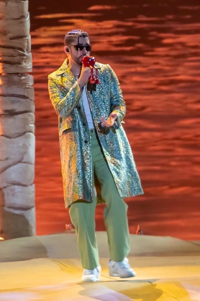 Bad Bunny en el cierre de su World's Hottest Tour con dos conciertos en el Estadio Azteca, los cuales se vieron empañados luego de que cientos de personas denunciaran fraude con la compra de sus boletos/México, 11 de diciembre 2022.