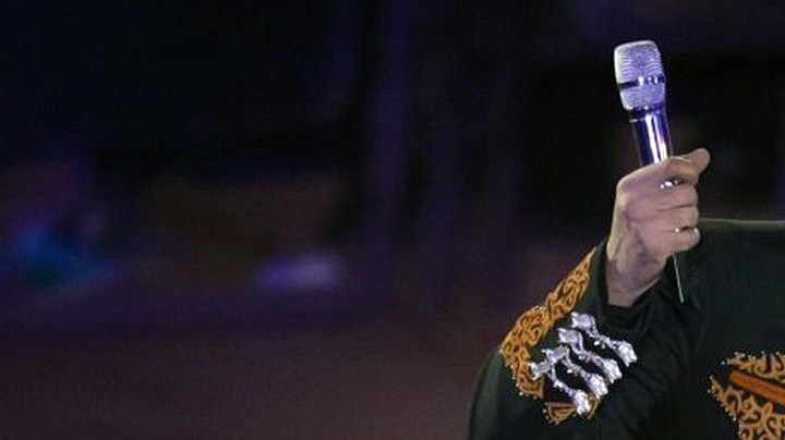 Pepe Aguilar habló sobre el show de Bad Bunny a caballo
