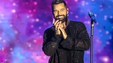 Ricky Martin deja ver lo muco que ha crecido uno de sus hijos.