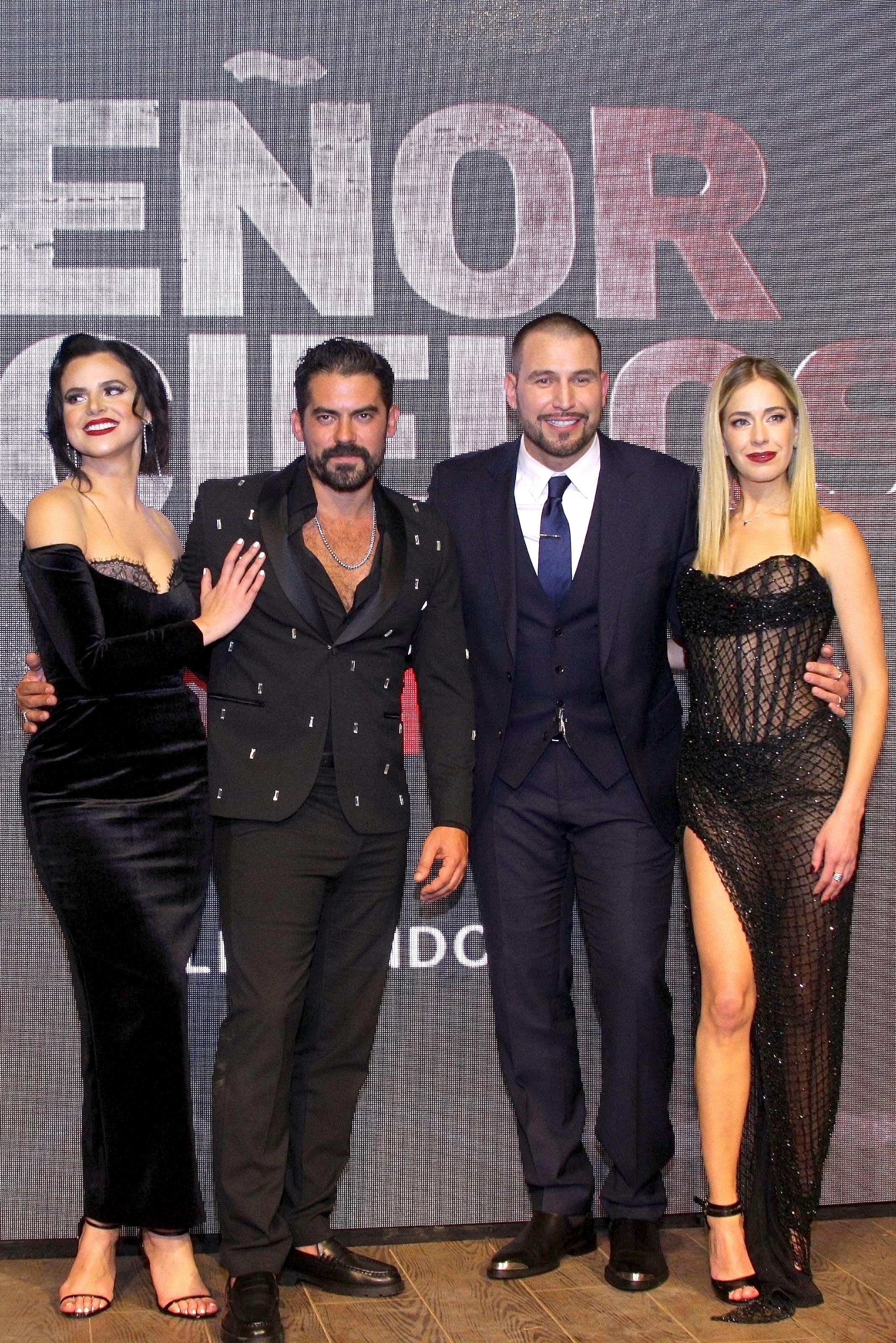 Isabella Castillo, Iván Arana, Rafael Amaya y Carmen Aub en la premier de la novena temporada de "El Señor De Los Cielos" (Telemundo), que presentó a su elenco estelar y estrena el próximo 17 de enero en Estados Unidos/México, 1 de febrero 2024.