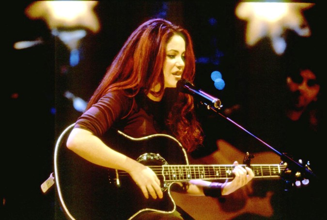Shakira es una de las artistas que conoce el funcionamiento de varios instrumentos musicales.