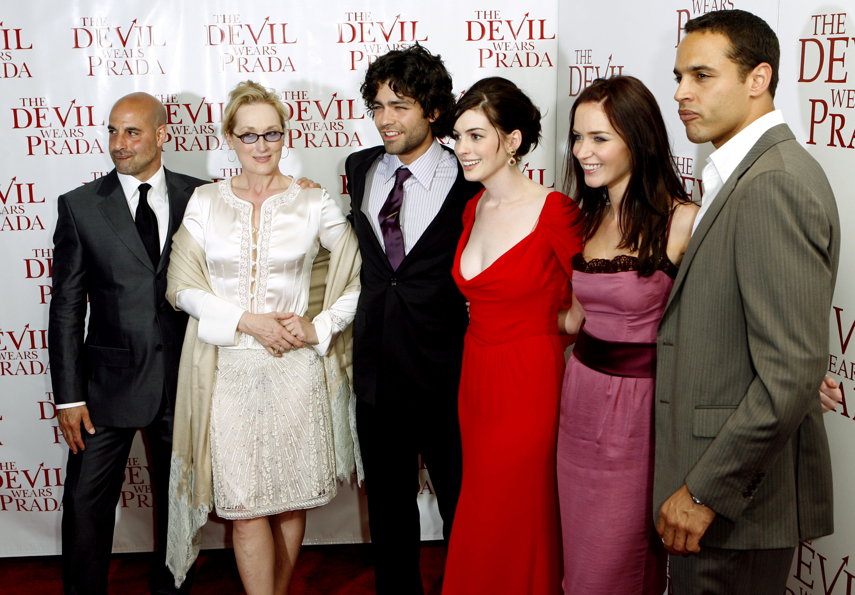 Elenco de ‘El Diablo viste a la Moda’; Stanley Tucci, Meryl Streep, Adrian Grenier, Anne Hathaway, Emily Blunt y Daniel Sunjata.