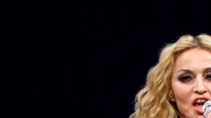 Madonna se encuentra en medio de su "The Celebration Tour".