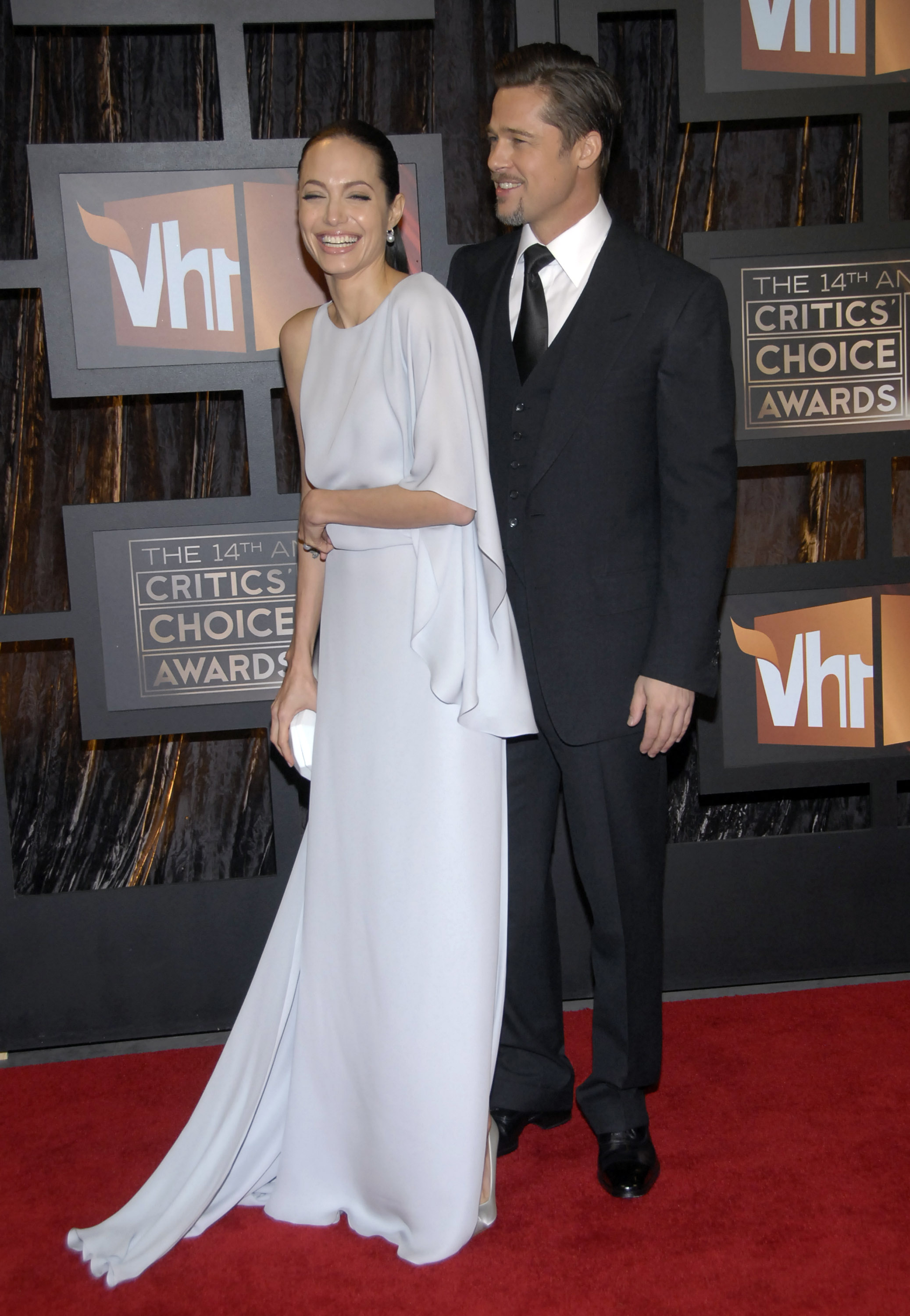 Angelina Jolie y Brad Pitt mantuvieron uno de los romances más envidiables de Hollywood. Créditos: Dan Steinberg/AP