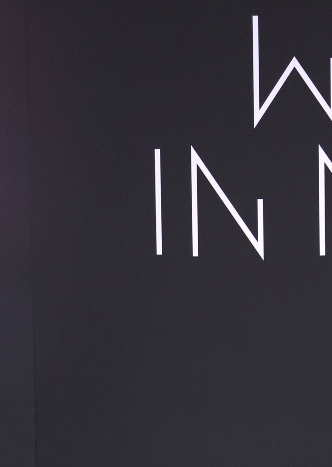 François-Henri Pinault y su hija Mathilde Pinault posan para los fotógrafos a su llegada a los premios Women in Motion Awards en mayo de 2022.