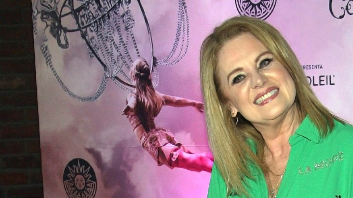 Erika Buenfil en la alfombra roja del estreno de "Corteo", espectáculo del Cirque Du Soleil que estrenó temporada en el Palacio de los Deportes/México, 4 de octubre 2023.
