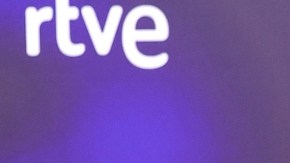 Evaluna y Camilo en la alfombra de la entrega 24 de los Latin Grammy 2023, que premia lo mejor de la industria musical hispanoamericana/Sevilla, España, 16 de noviembre 2023.